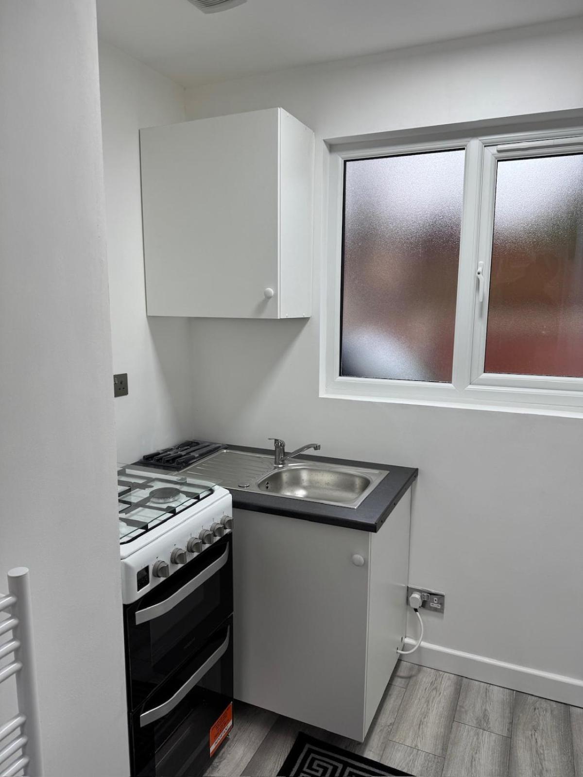 1 Bed Brand New In Mk Apartment