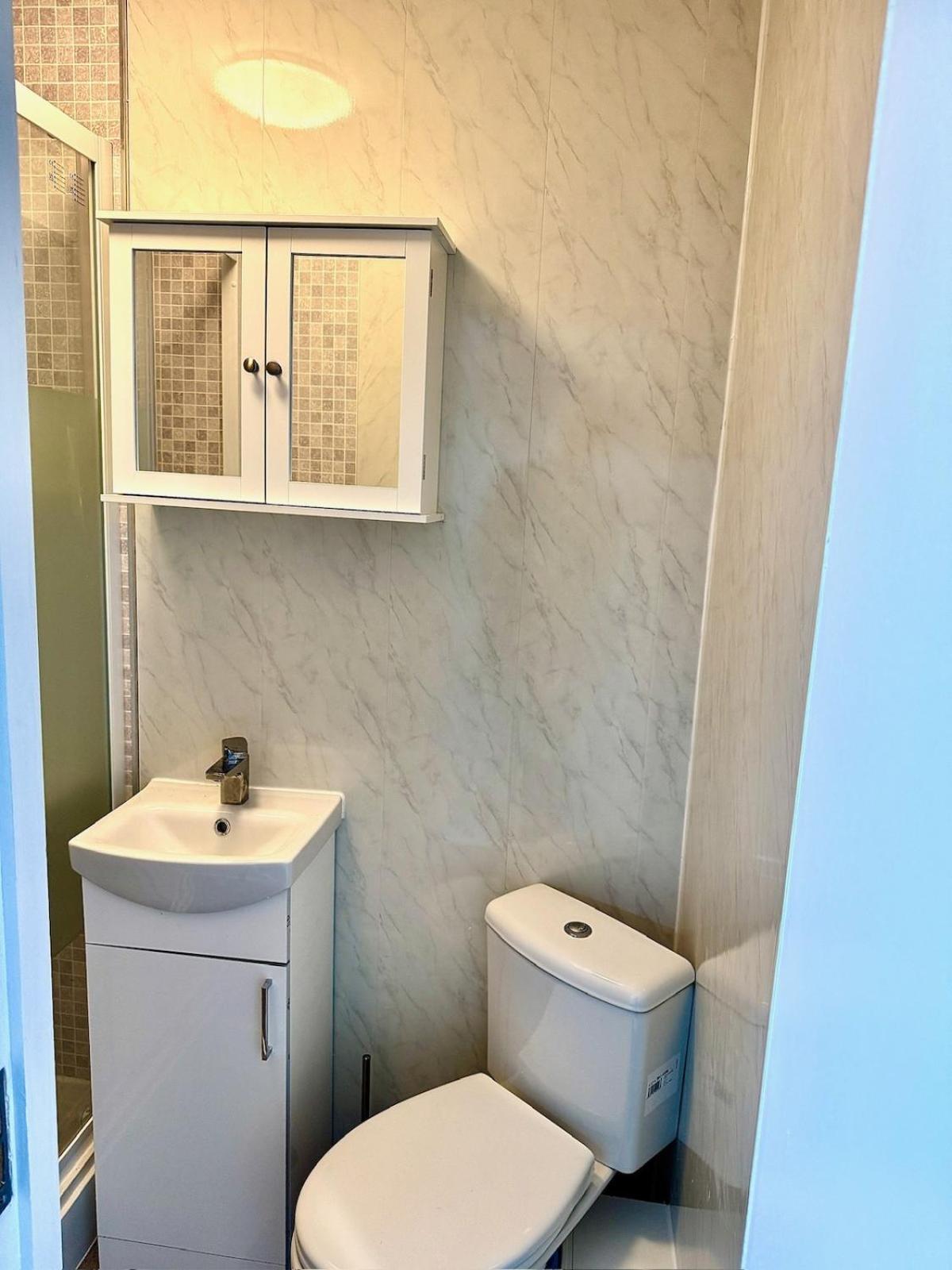 Apartment 1 Bed Brand New In Mk Great Linford