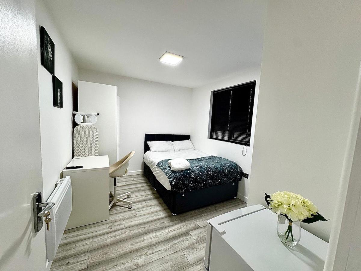 Apartment 1 Bed Brand New In Mk